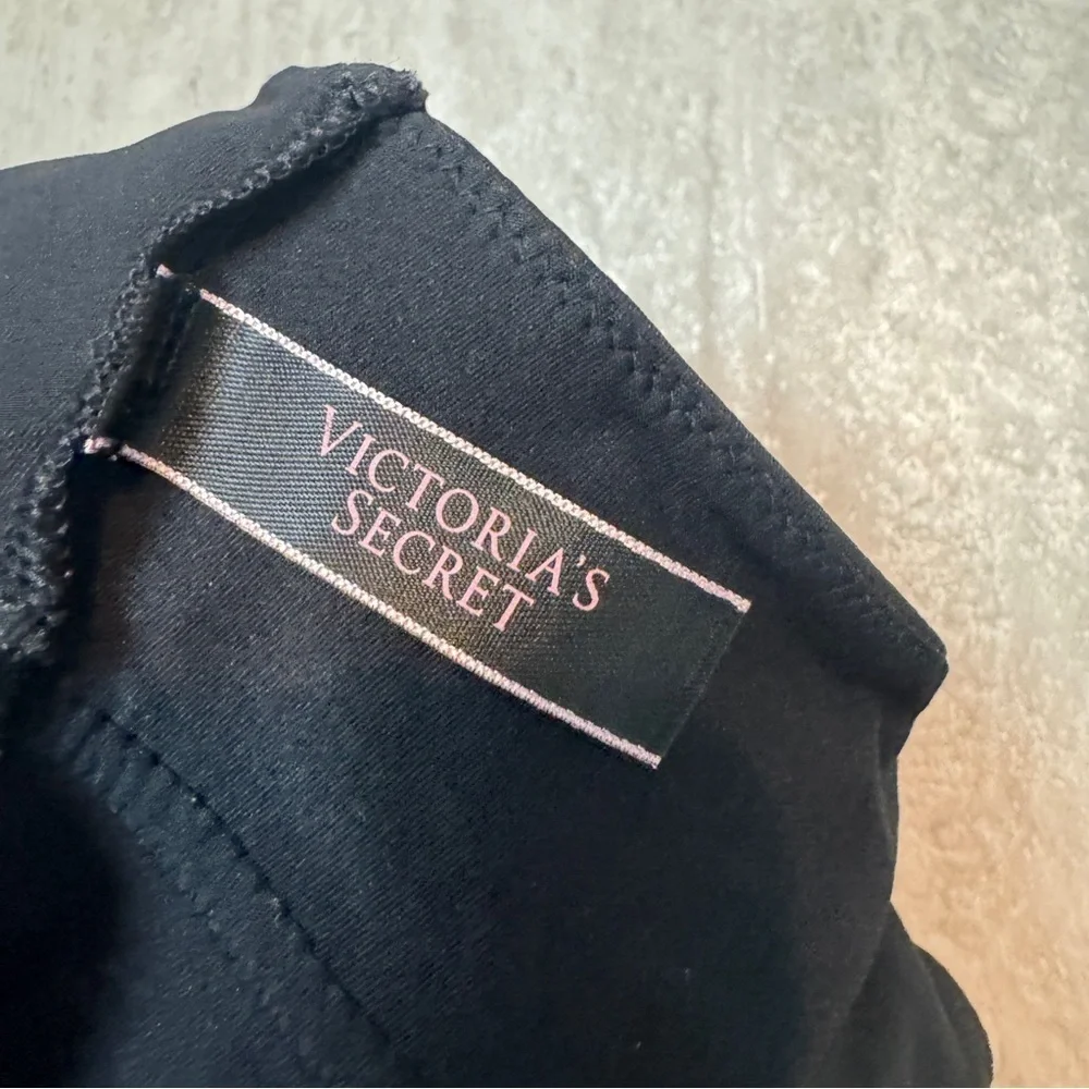Victoria Secret Very Sexy metallic V plunge bralette bra